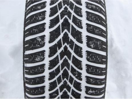 Dunlop SP Winter Sport 4D